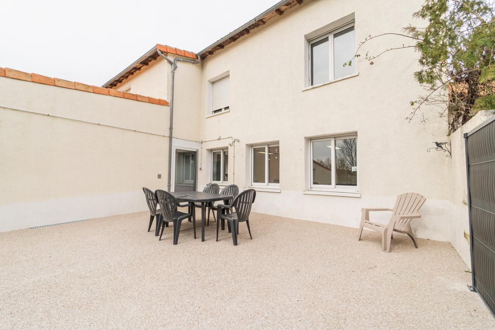 Le Gue Sourdeau: 150M² 5 Min From Futuroscope Apartment Шасней дю Пуату Екстериор снимка